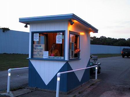5 Mile Drive-In Theatre - Ticket Booth (newer photo)